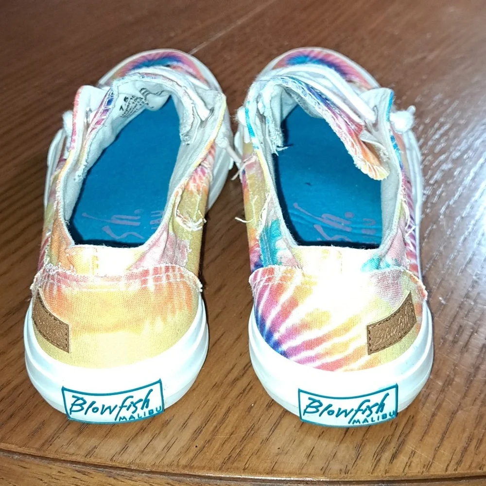 Size 7.5 Blowfish Malibou sneakers, multicolored - Picture 4 of 5